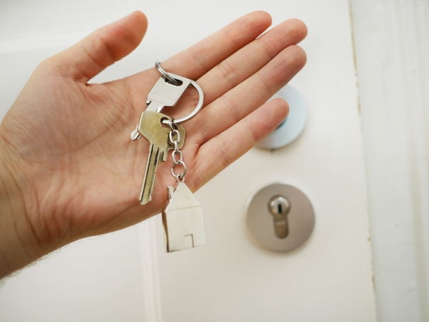 https://SarahCombs.StopRentingStartOwning.com